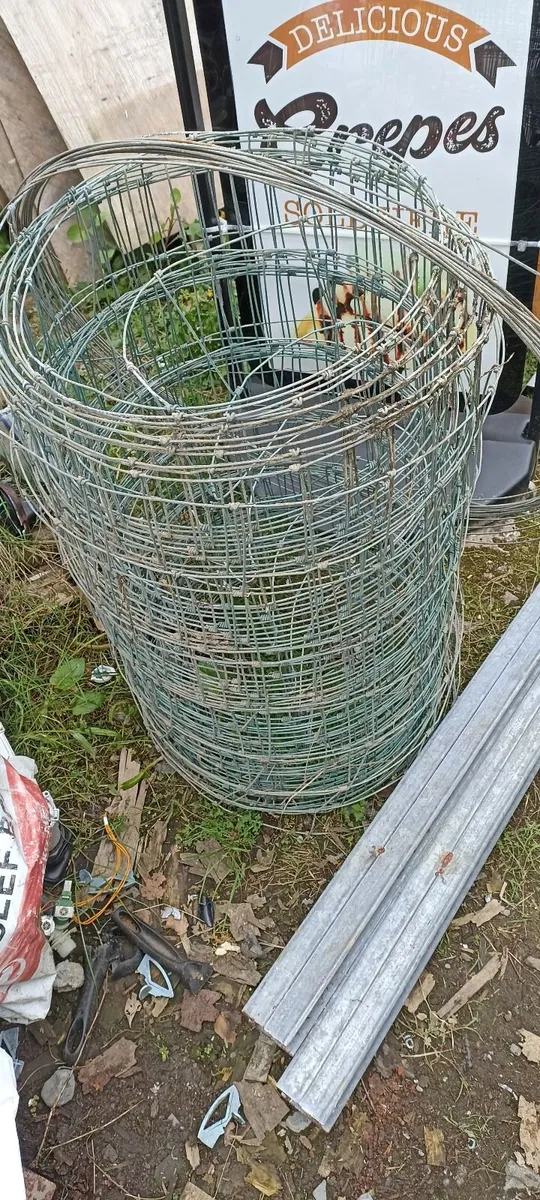 Small Roll of Sheep Wire - Image 3