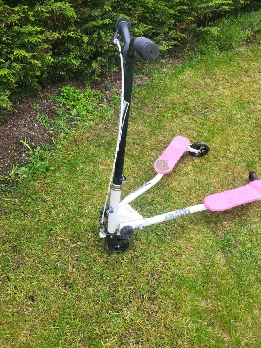 Scooter - Image 3