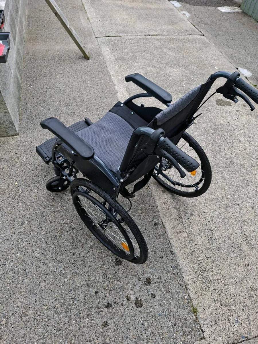 Wheelchair - Image 4