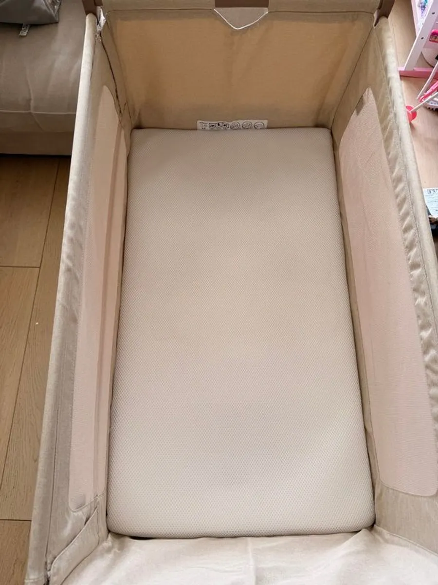 Snuzpod 5 Bedside Crib - Image 2