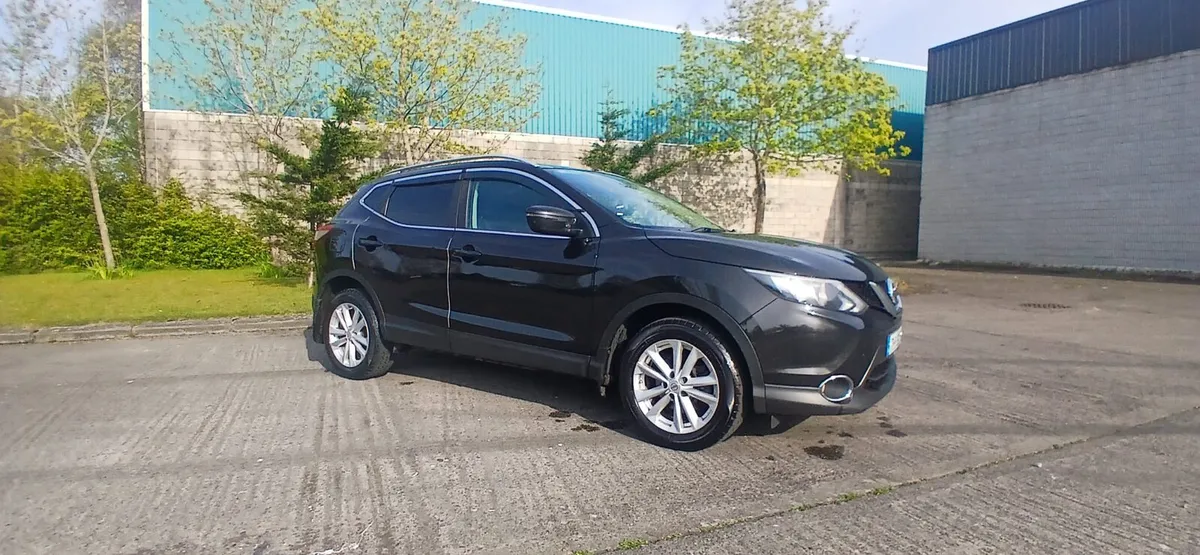 171 Nissan Qashqai suv commercial - Image 4