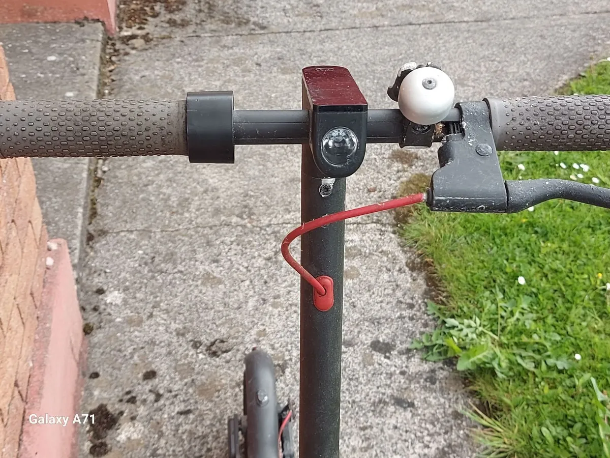 MI Electric Scooter, Model M365, Max speed 25 KM - Image 3