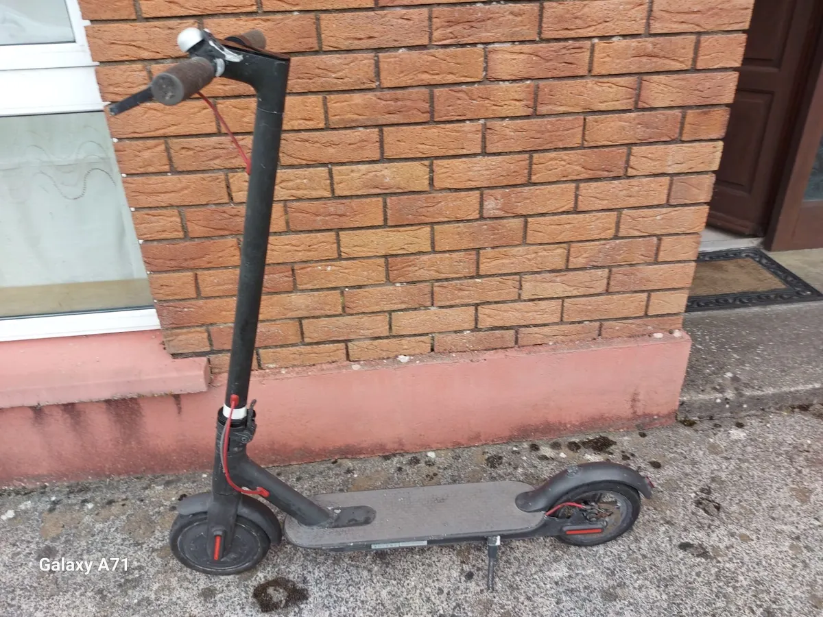 MI Electric Scooter, Model M365, Max speed 25 KM - Image 1