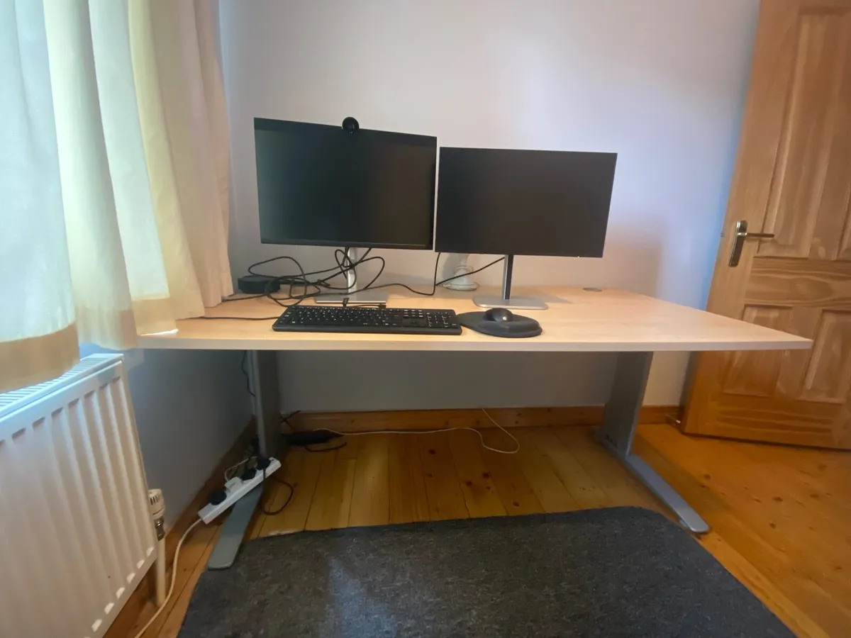 Office desk - Image 3