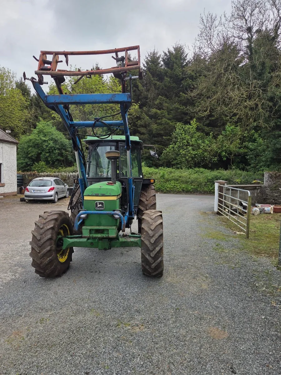 John Deere 2140 tractor - Image 4