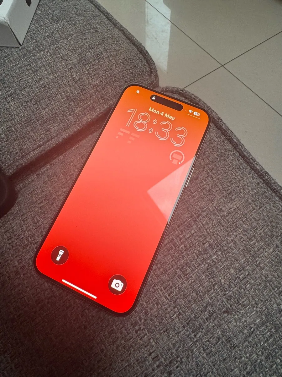 iPhone 15 pro max mint - Image 1