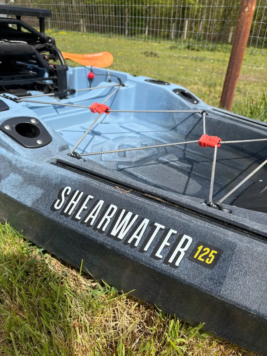 Vibe Shearwater 125 Fishing Kayak V. Good Conditio - Image 4