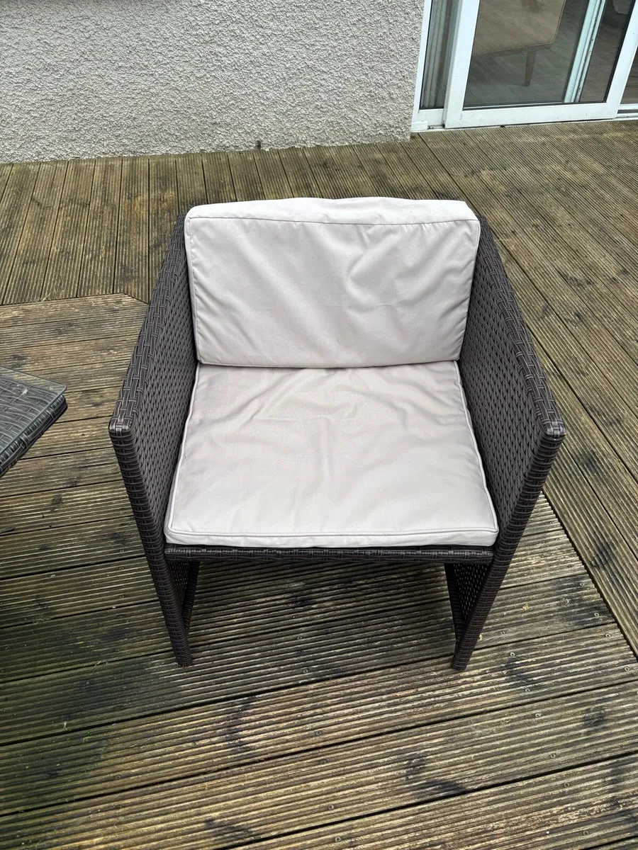 Rattan style garden furniture - Image 3