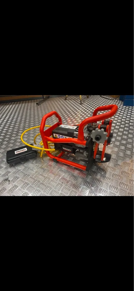 Rigid B-500 portable pipe bevelling machine - Image 1