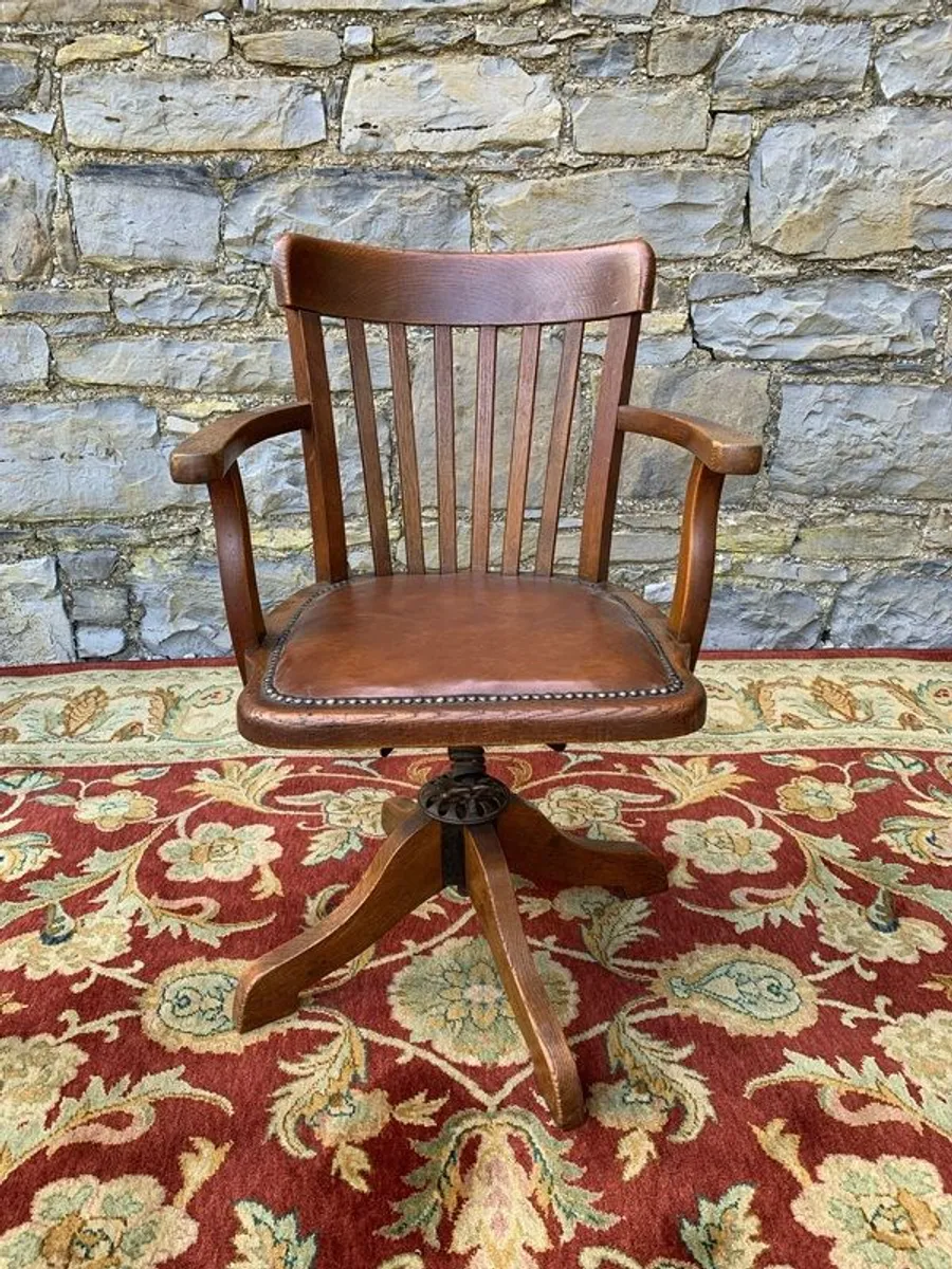 Edwardian Oak Swivel Desk or Captains Chair. - Image 4