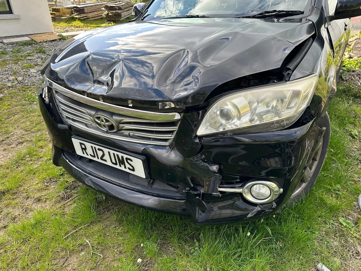 Toyota rav4 XTR for parts or repair - Image 2