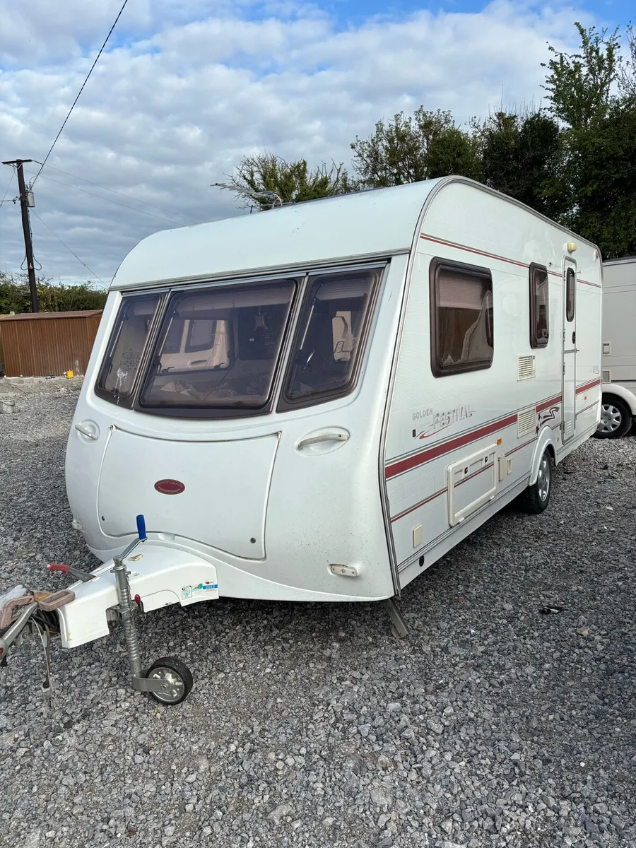 CLEAN COACHMAN 4 BERTH - Image 1