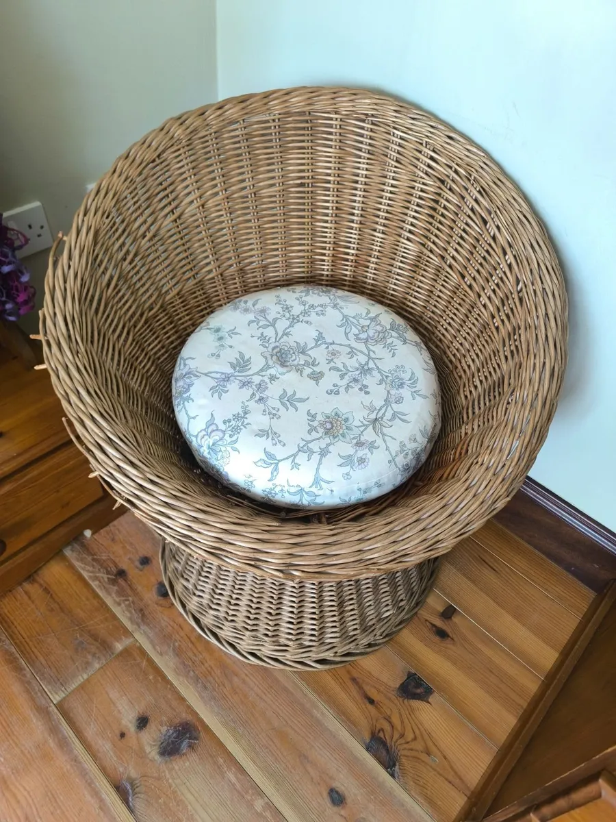 Wicker Chair - Image 1