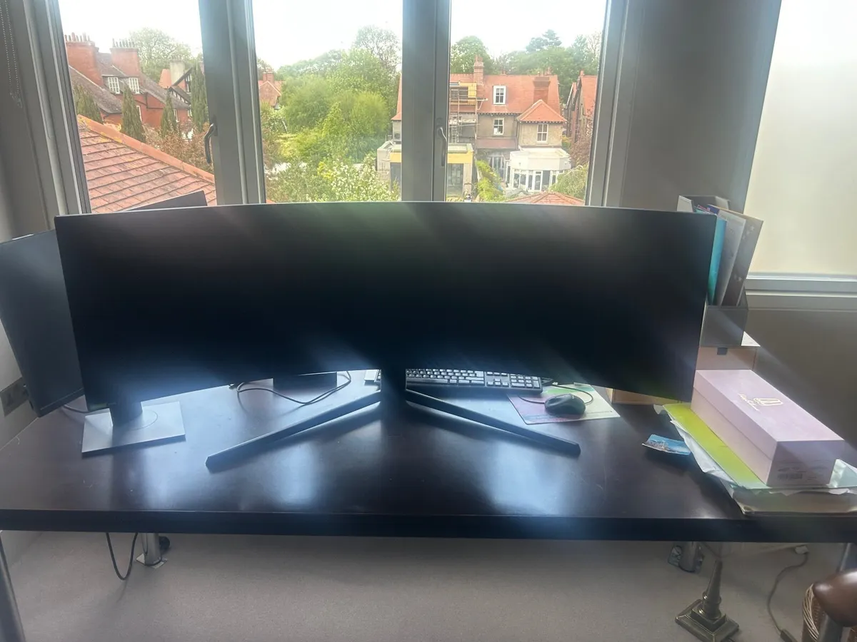 Wide Screen gaming monitor for sale - Image 1