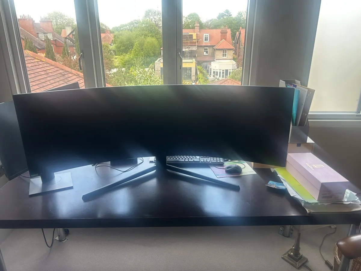 Wide Screen gaming monitor for sale - Image 3