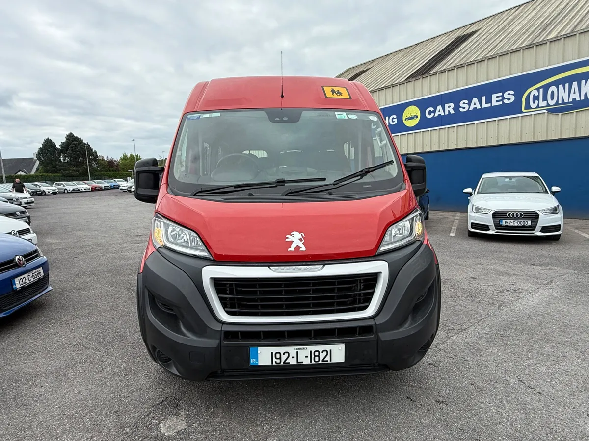 Peugeot Boxer Mini bus - Image 2