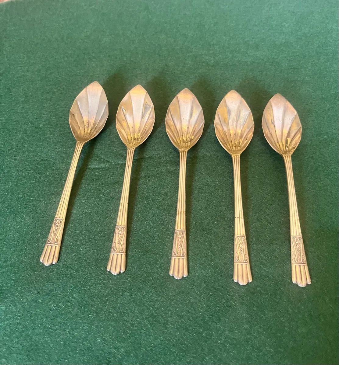 Art Deco Yeoman Plate Dessert Spoons - Image 3