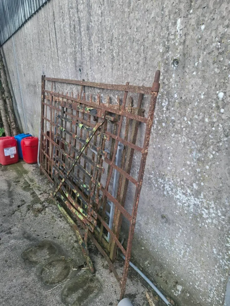 Farm gates - Image 2