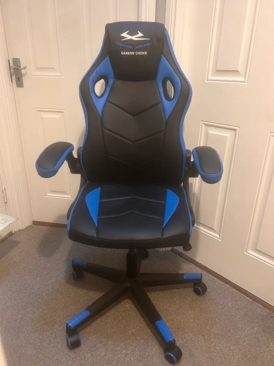 Gamers choice gaming chair - Image 1
