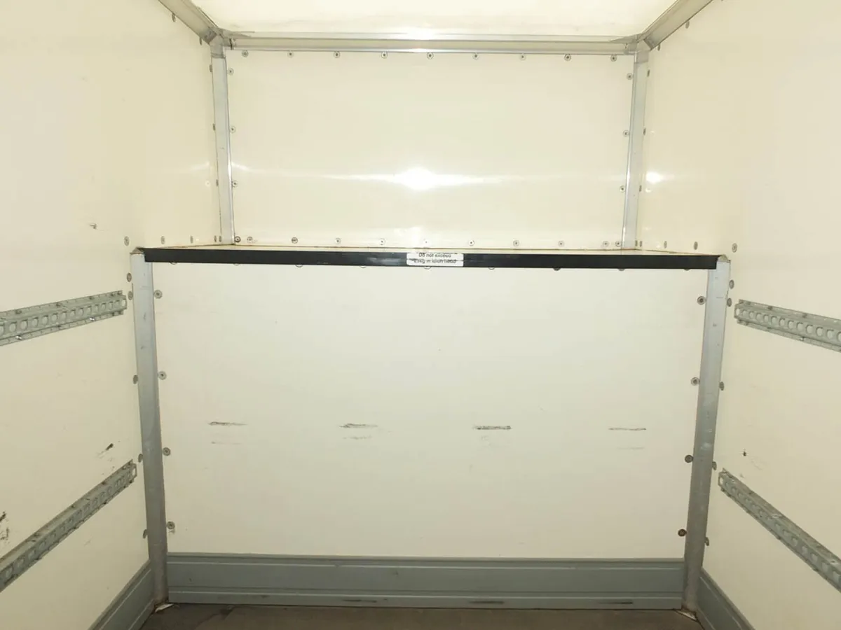 2022 Ford Transit Luton Box Van - Image 4