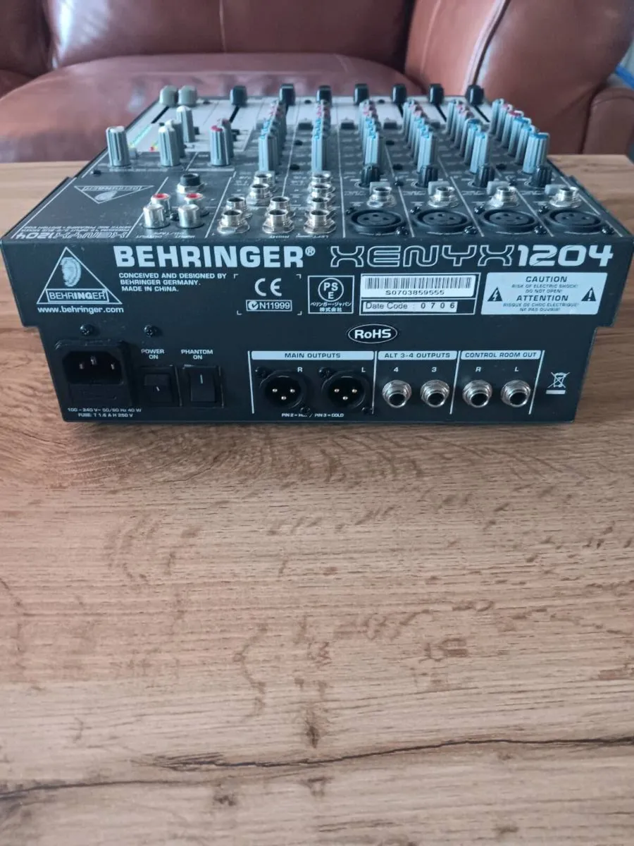 Dj Mixer/Microphone - Image 3