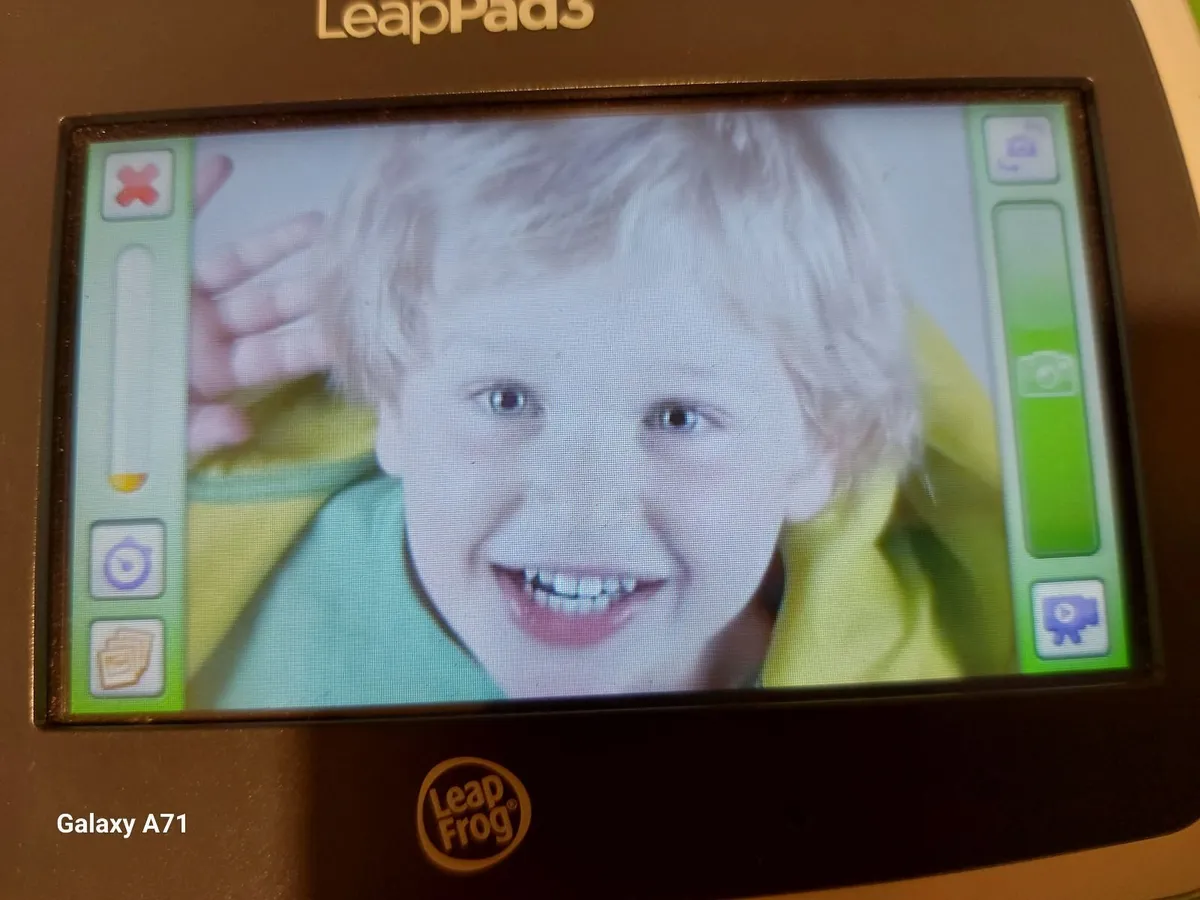 LeapFrog LeapPad3 Kids Learning Tablet - Green - Image 2