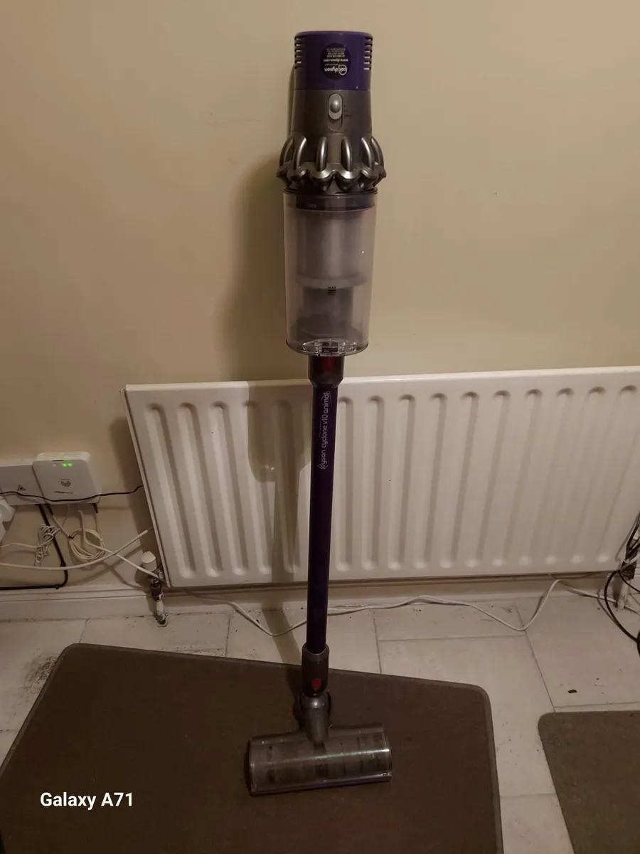 DYSON CYCLONE V10 Animal Vacuum Cleaner - Image 1