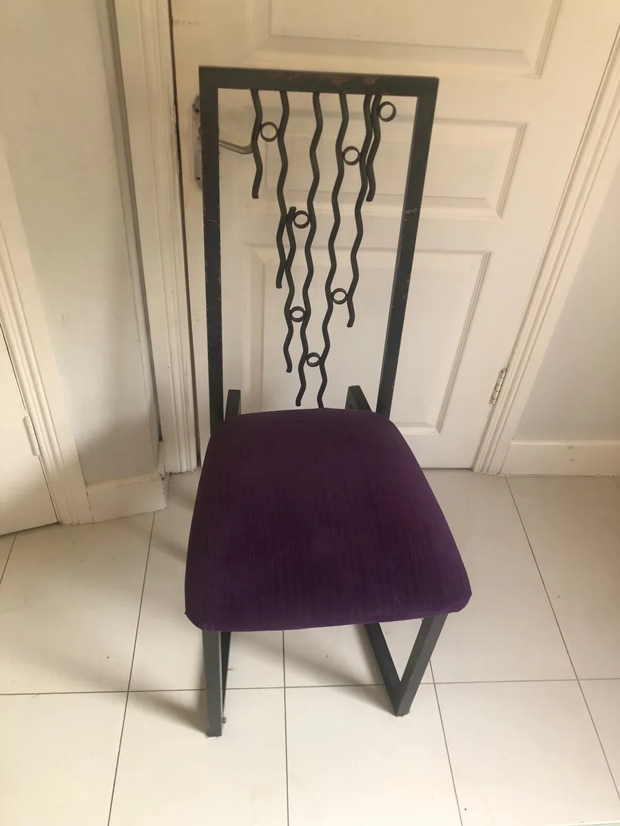 Kitchen  table and 6 chairs - Image 3