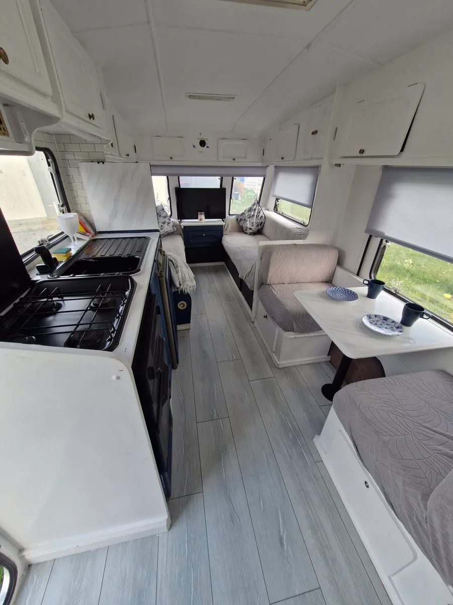 Buccaneer 4 berth caravan with awning - Image 1