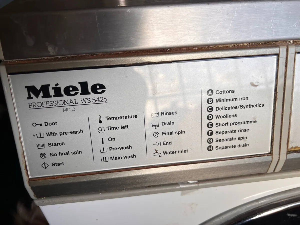Miele professional washing machine - Image 2