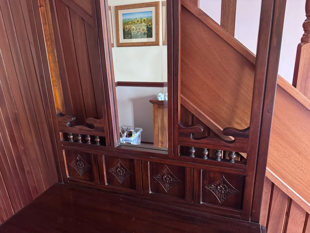 Vintage Hall Mirror Stand with drawers - Image 2