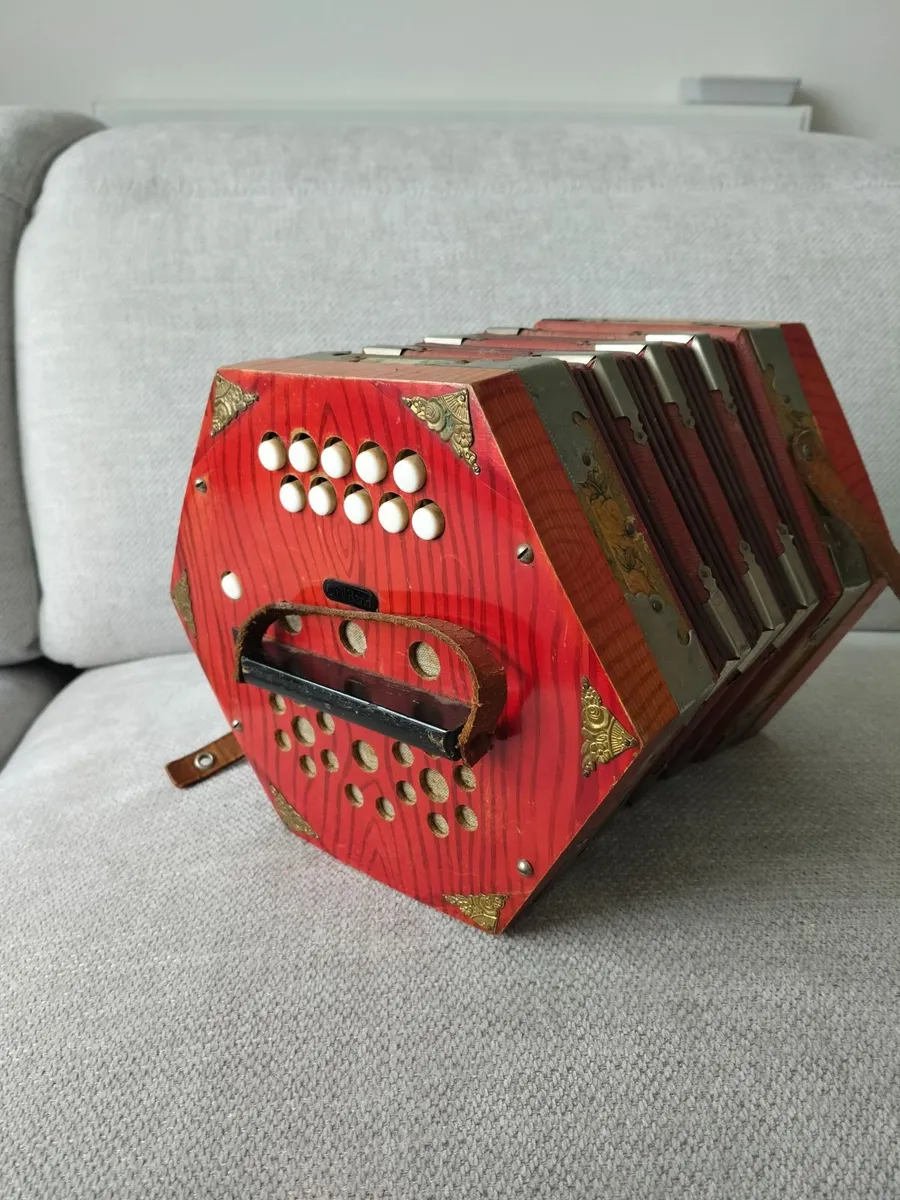 Concertina (not working) - Image 1