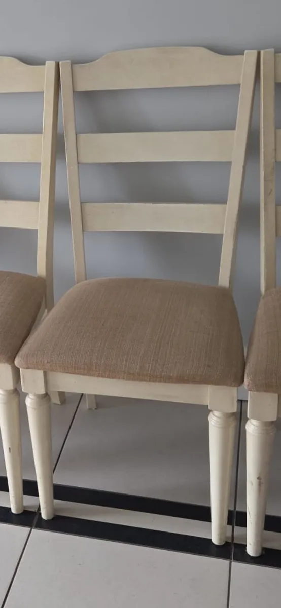 CHAIRS  FREE - Image 3