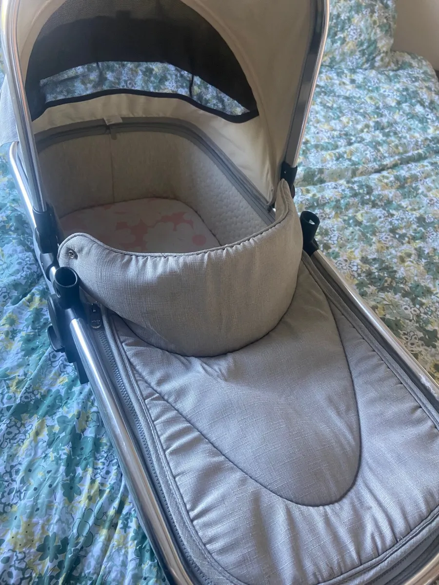 Baby pram - Image 3