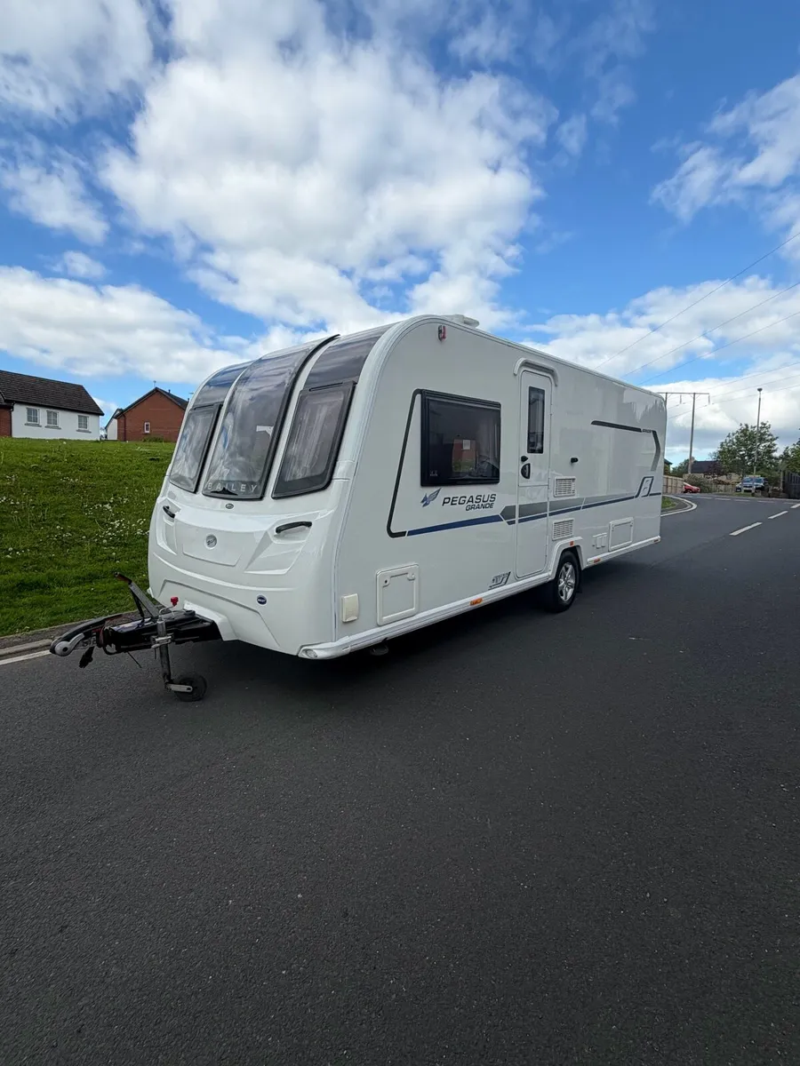 Caravan - Image 3