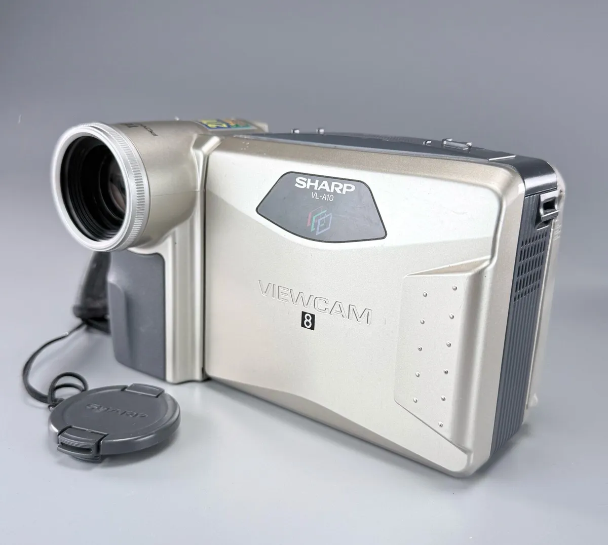Sharp VL-A10 Viewcam 8 Camcorder - Image 4