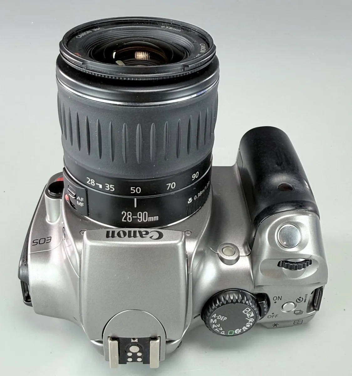 Canon EOS Digital Rebel XT DSLR Camera 35-80m lens - Image 3