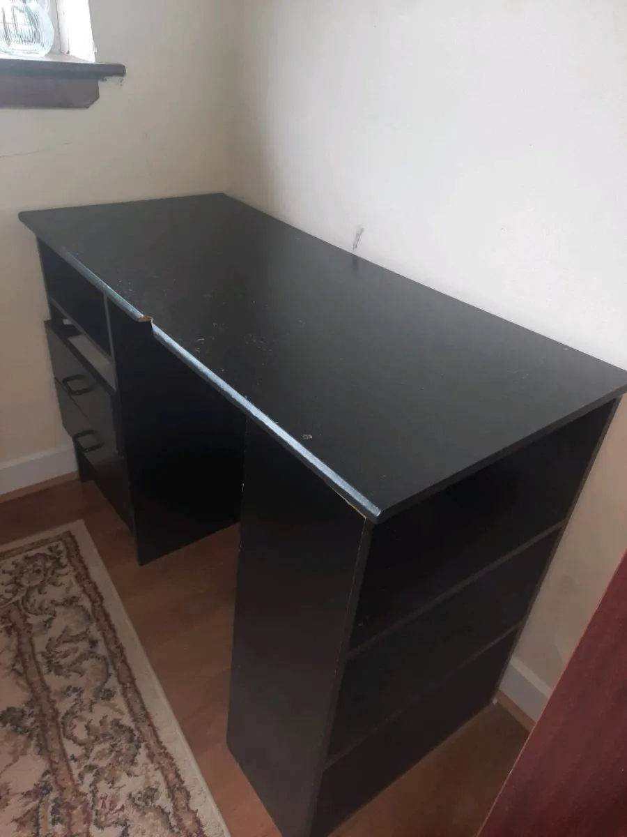 Table chair - Image 1