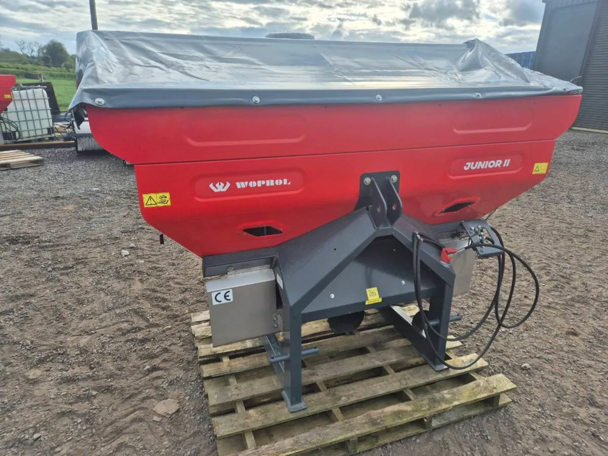 Fertilizer spreaders - Image 2