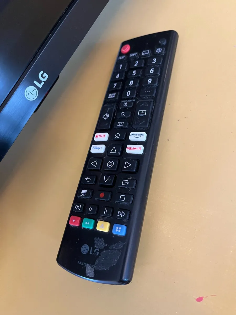 LG Smart TV - Image 3