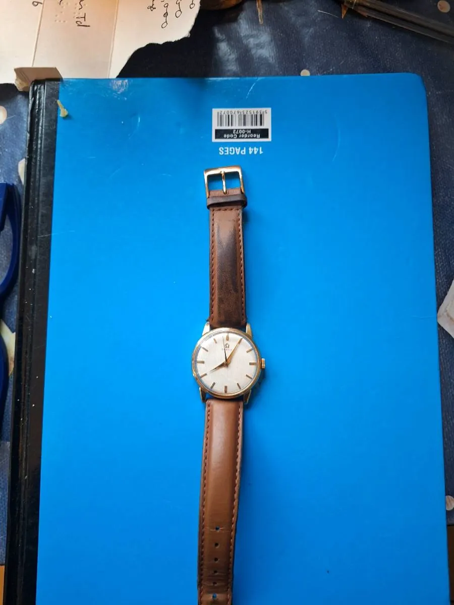 18ct omega watch - Image 2