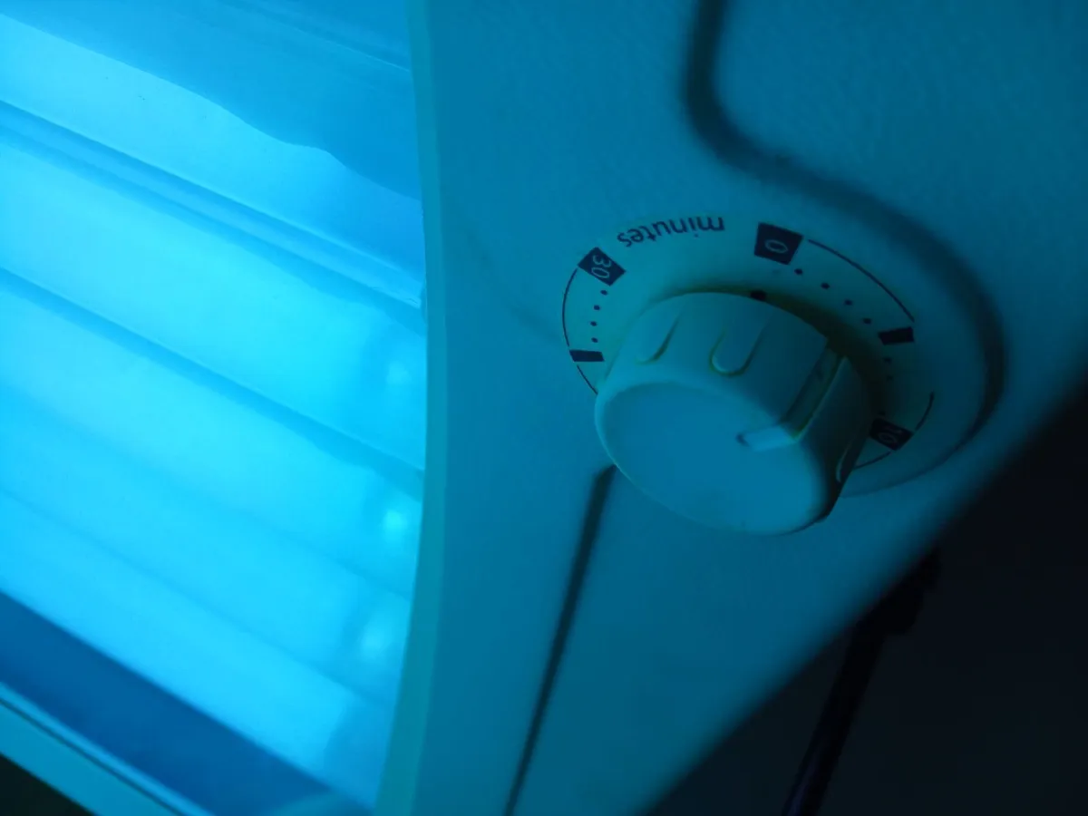 Sunbed 100 Watt - Image 4