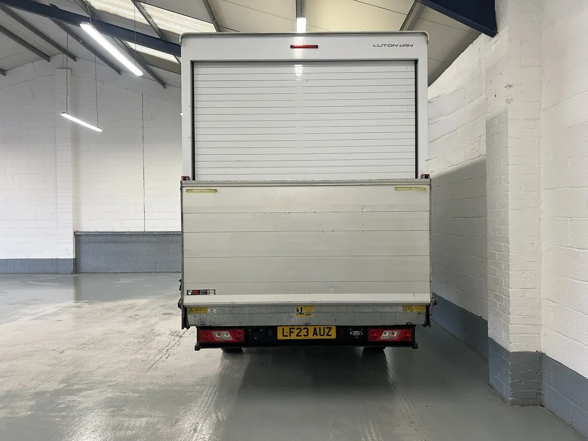 2023 Ford Transit Luton Box Van - Image 4