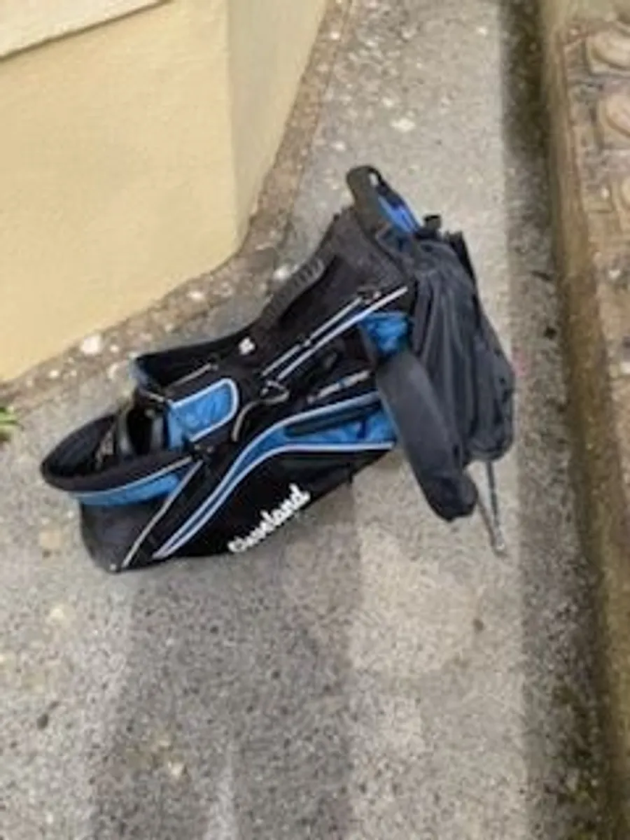 Ogio Cart Bag and Cleveland Stand Bag - Image 2