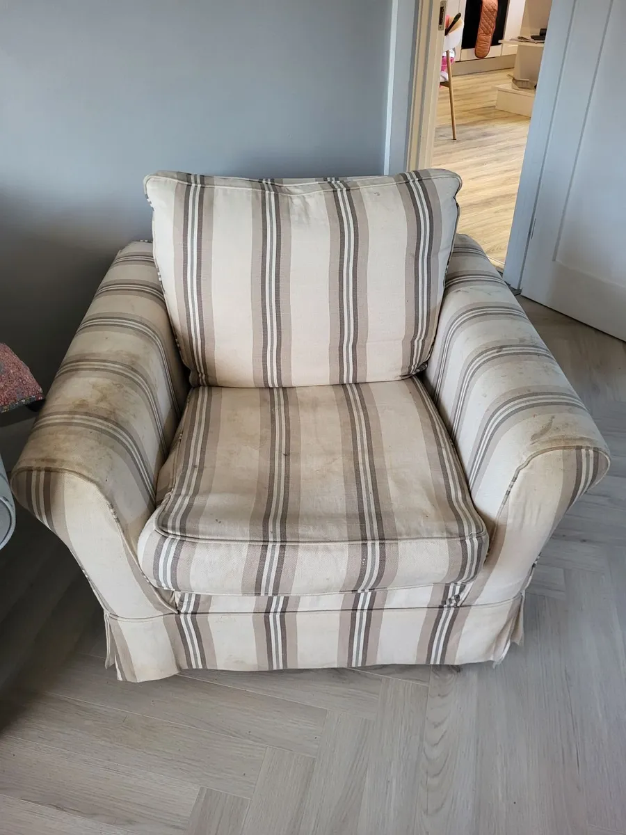FREE couches D16 must be collected before Tuesday! - Image 2