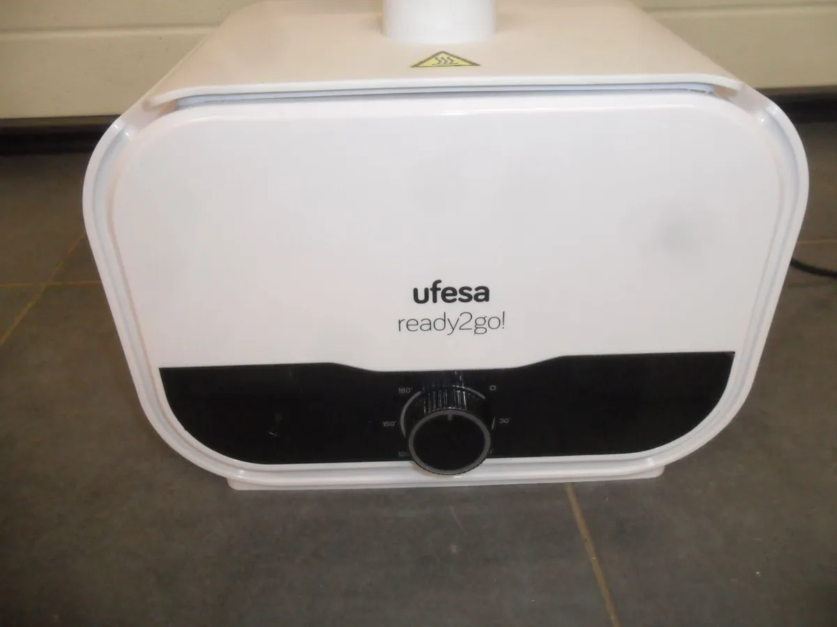 Ufesa SV1200 Automatic Shirt Iron - Image 3