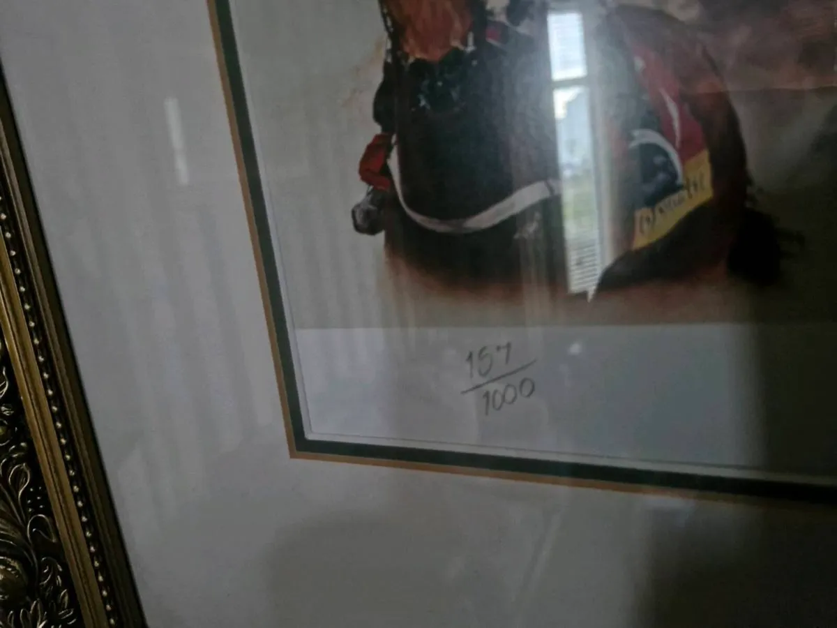 Framed horse racing print - Image 4
