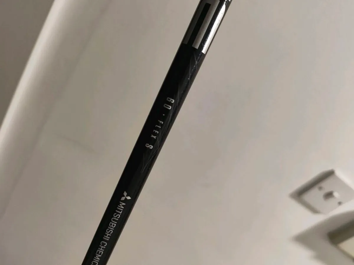 Mizuno st190g Driver and st190 3 wood - Image 3