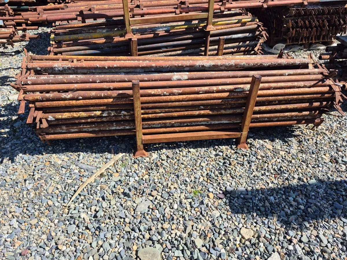 Scaffolding for sale - Image 3