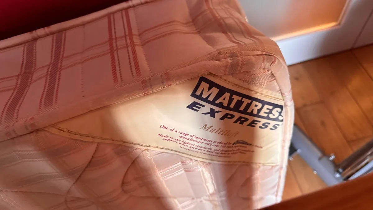 Single Bed + Mattress - Image 3